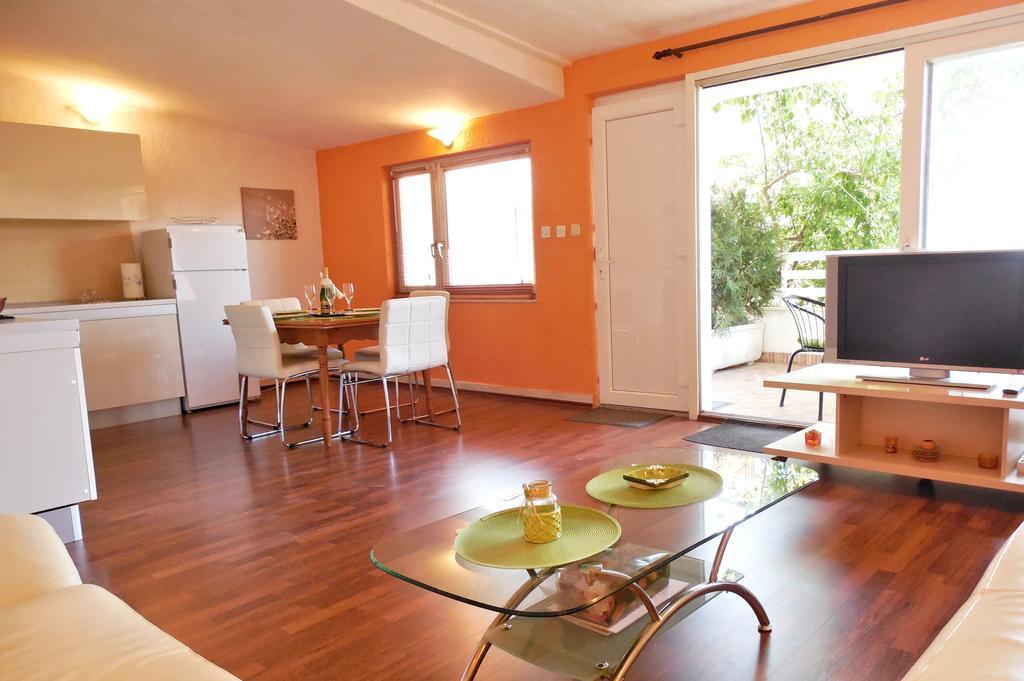 Orange Bamboo Suite Split Ngoại thất bức ảnh