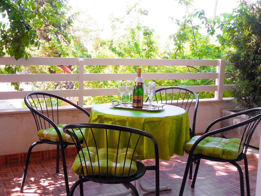 Orange Bamboo Suite Split Ngoại thất bức ảnh