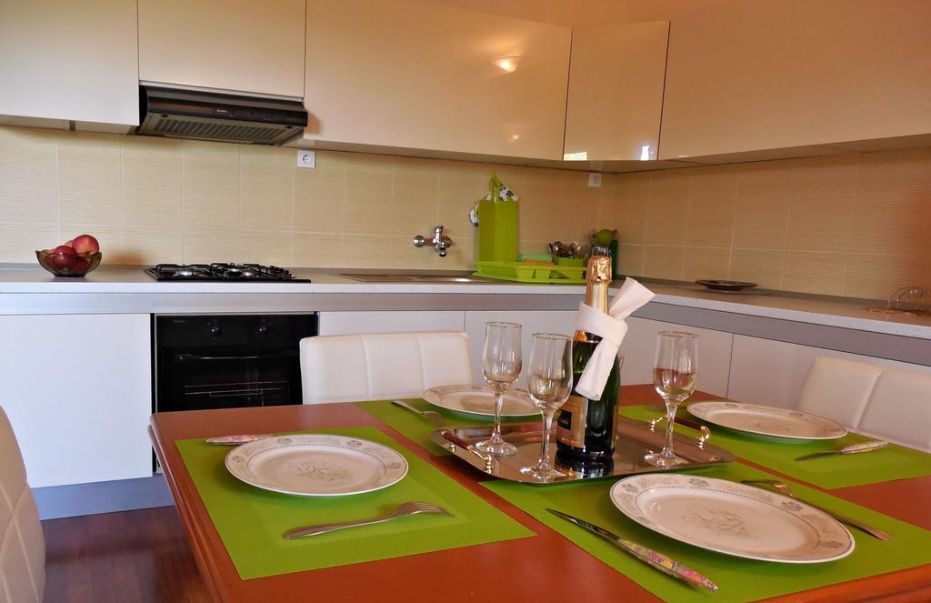 Orange Bamboo Suite Split Ngoại thất bức ảnh