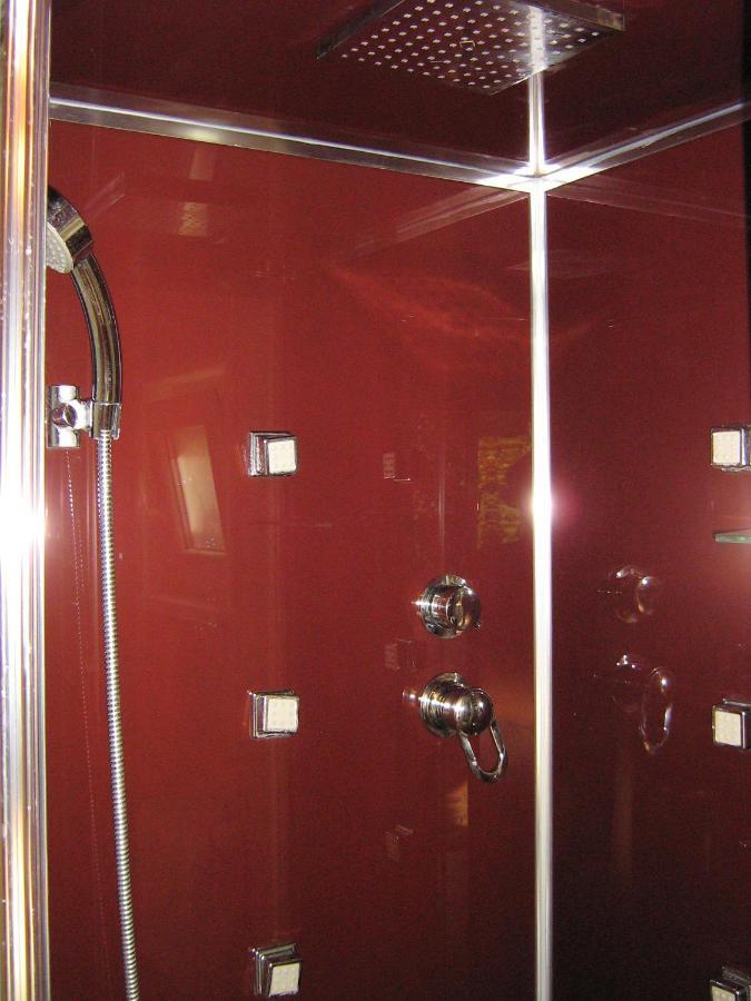 Orange Bamboo Suite Split Ngoại thất bức ảnh